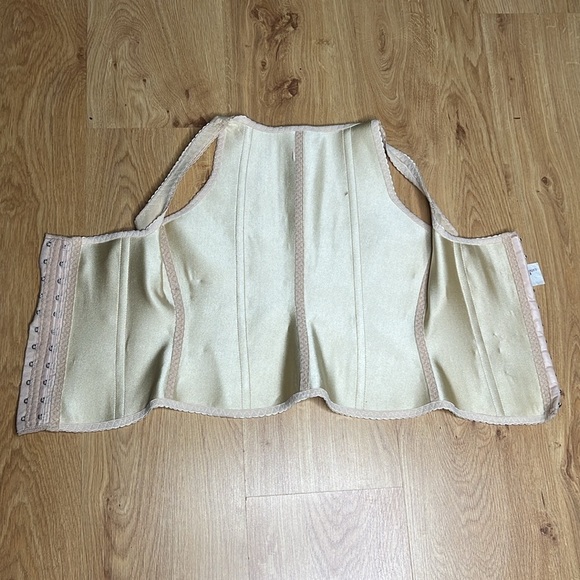 Pink Corset 30 Sz Small Chest 33” Waist 27” length 17” Hook & Eye Vintage Corset - Picture 12 of 12